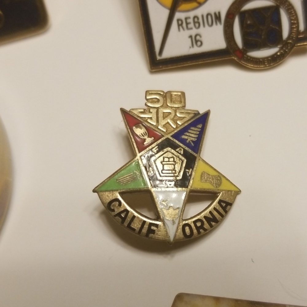 Vintage collection of pins PM 469 - Picture 6 of 8